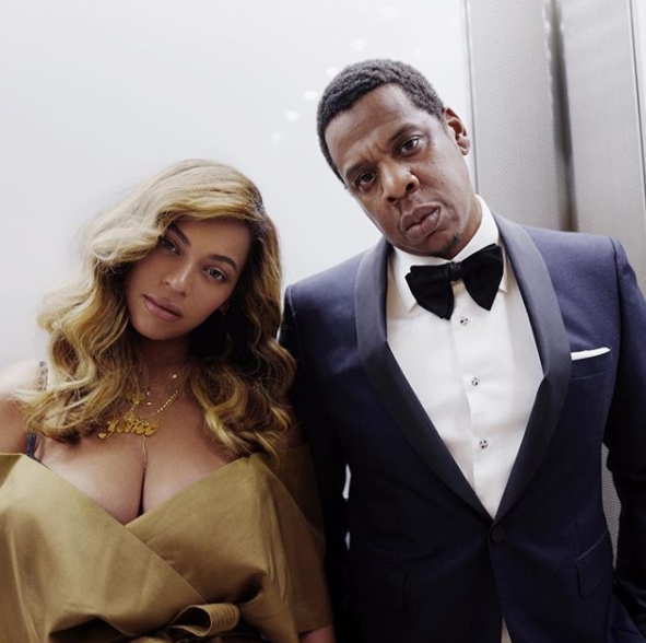 Beyonce同老公Jay-Z度过婚变难关。
