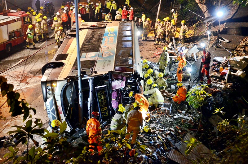 死亡九巴：巴士車廂如煉獄  中港新闻