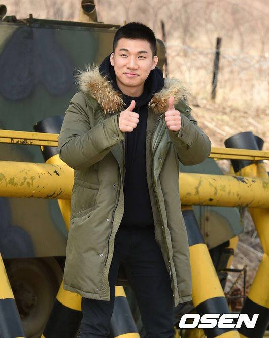 大声也将贤随着新兵结业。