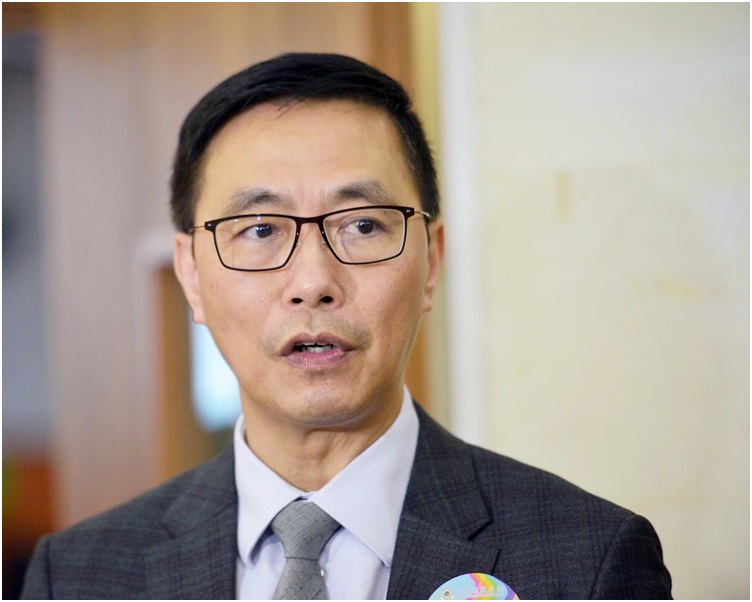 楊潤雄明白特殊學校及國際學校的校本情況不同。