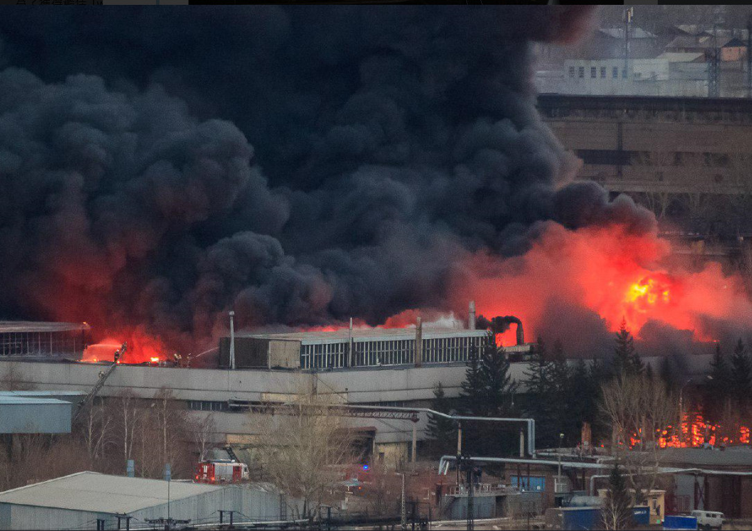 火場面積達2.4萬平方公尺。網圖