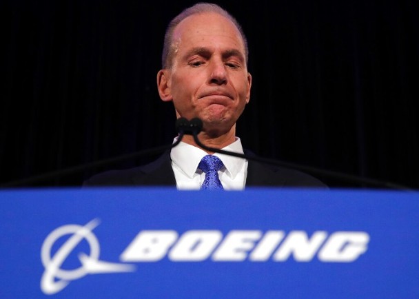米倫伯格承認處理737 MAX警報系統問題上犯錯。AP圖片