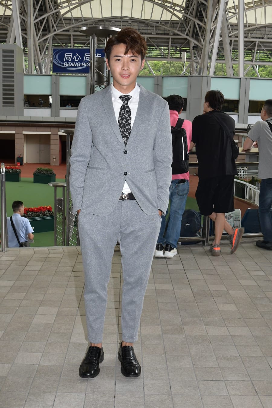 天堂鳥成員Gordon