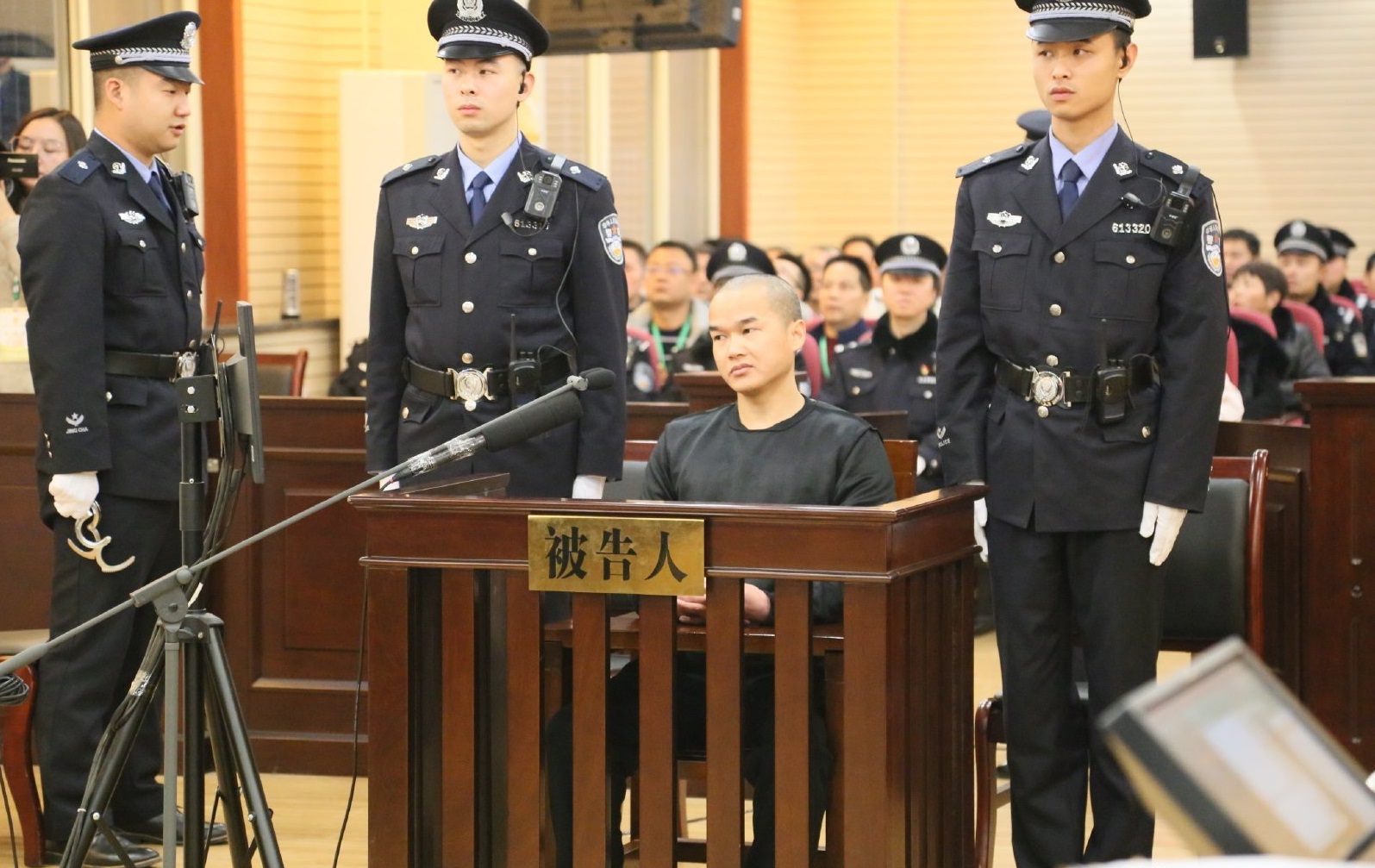 張扣扣為報22年前「鄰居殺母之仇」,去年除夕砍死仇家父子3人,今日上午遵照死刑執行命令。網圖