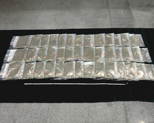 混雜車厘子機場海關檢170萬元大麻花 男子被捕