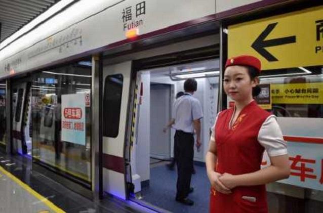 深圳擴大敬老優惠待遇範圍,港澳台居民滿60歲免費搭巴士地鐵。 資料圖片
