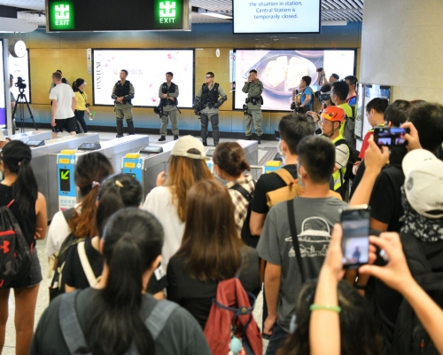 【修例風波】香港民研:年輕人對警隊不滿深化 社會暴力「螺旋上升」