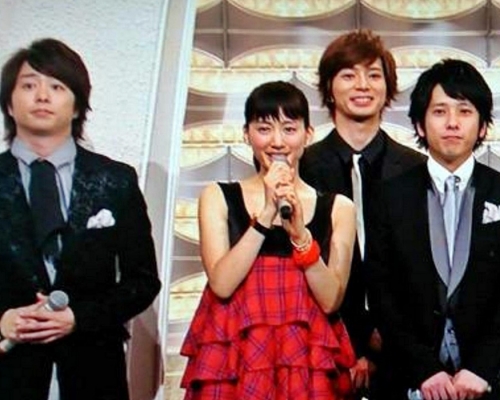綾瀨遙櫻井翔再擔任《紅白》司儀