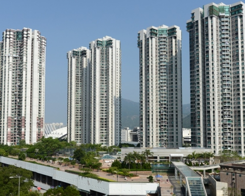 駿景園1800萬轉手