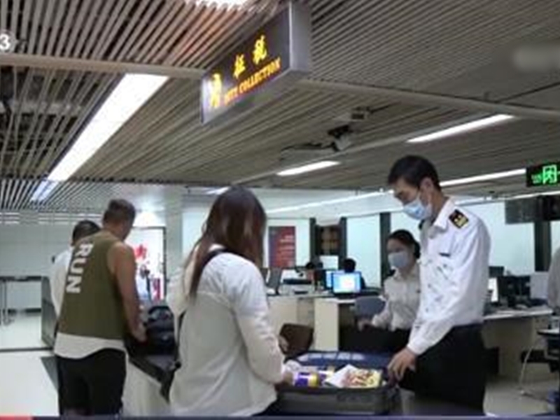 廣東深圳海關日前聯合上海海關和地方公安部門摧毀一個走私犯罪集團。網圖