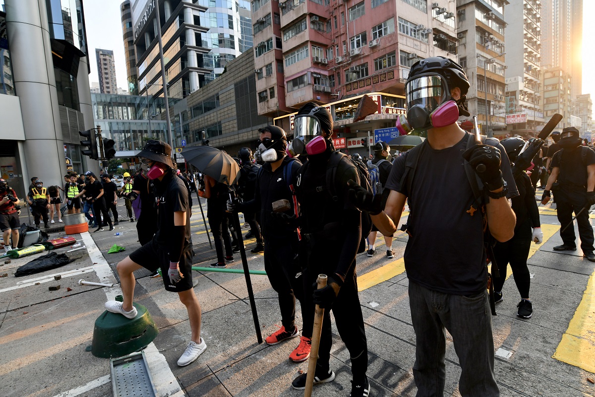 民建聯指,本港連串暴亂影響,旅遊、飲食及零售等多個行業受嚴重拖累。資料圖片