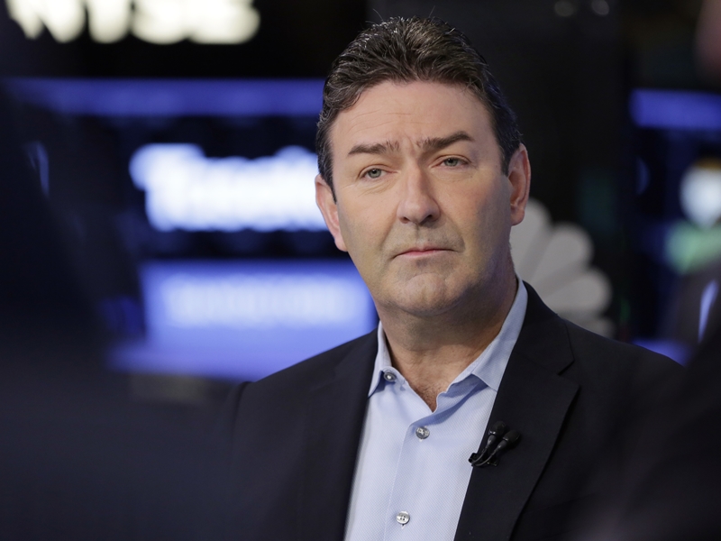 伊斯特布魯克違反公司政策,已經被解除職務。AP