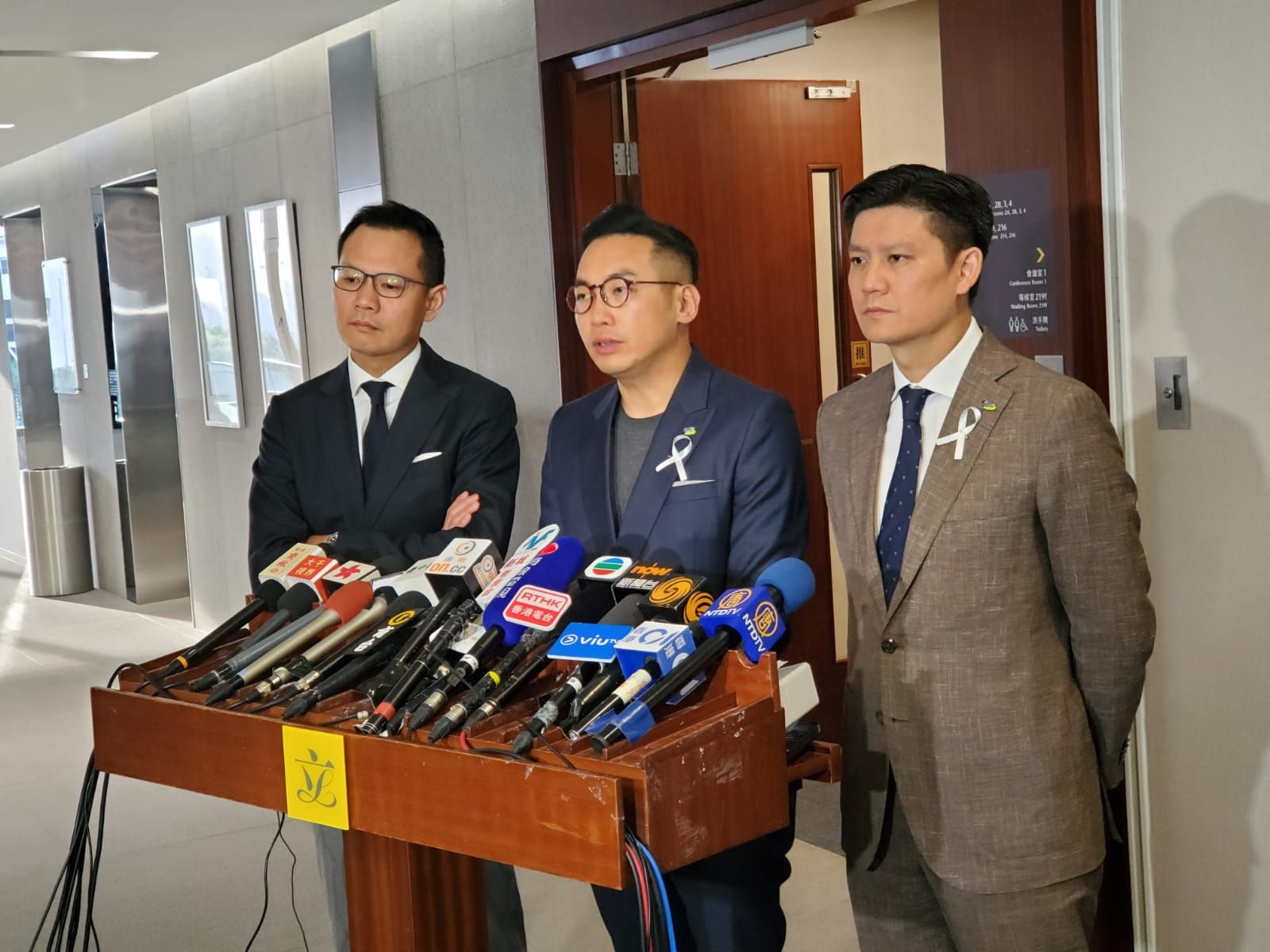公民黨去信要求律政司就周梓樂的離世召開死因調查。