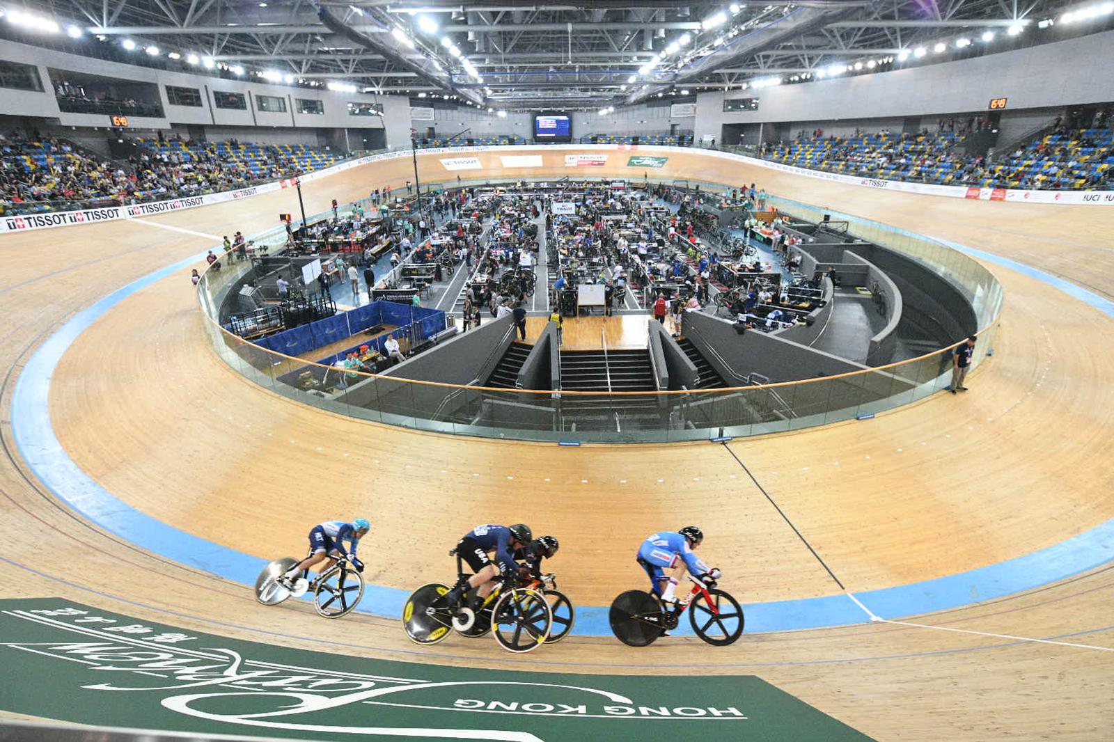 李慧詩奪世界盃場地單車爭先賽金牌