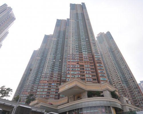 城中駅高層兩房戶 845萬沽