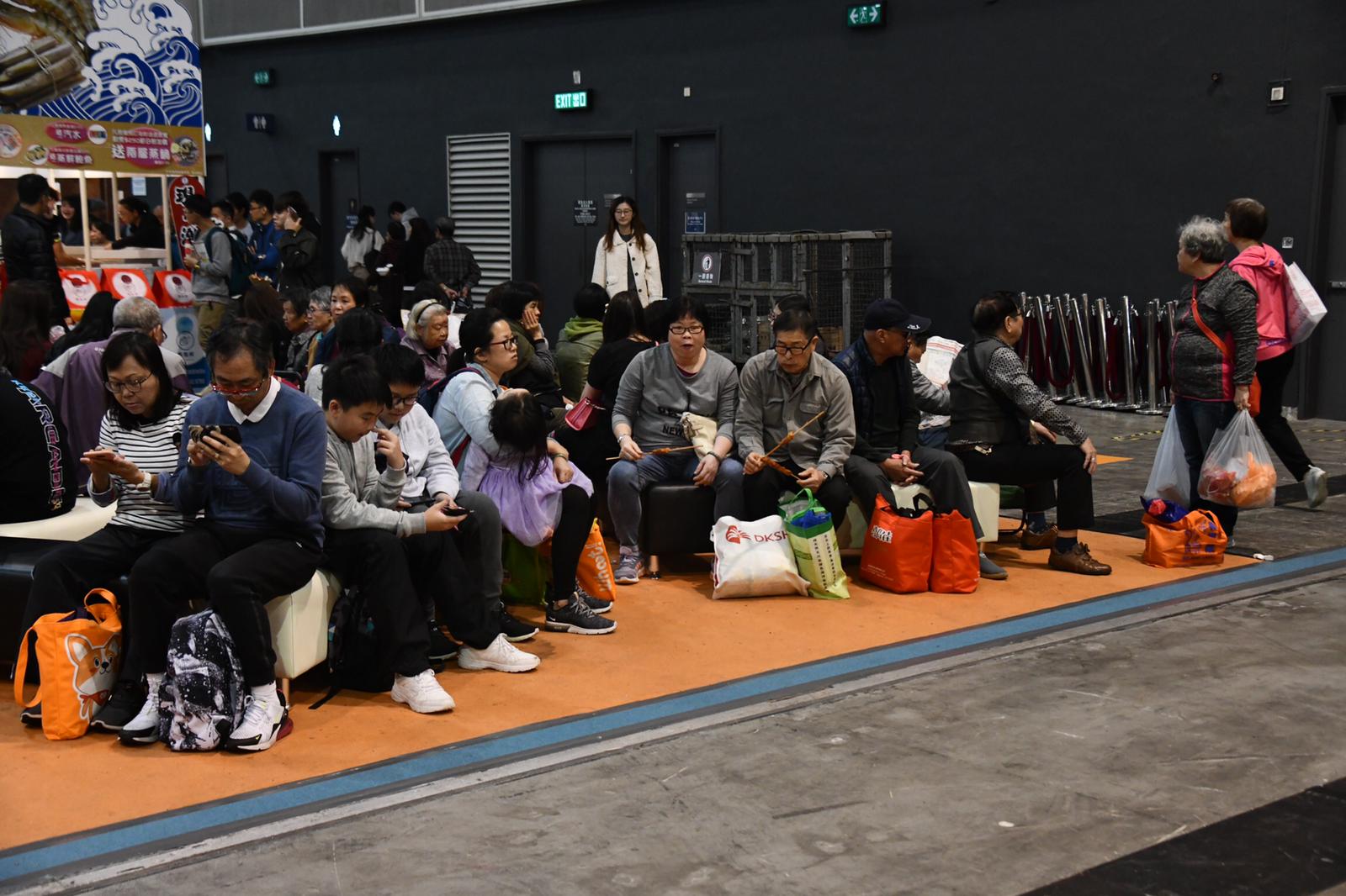 冬日美食節最後一天人流增加