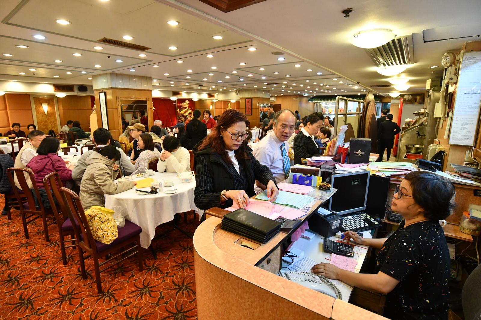 逾30年歷史太子鳳城酒家結業 顧客不捨大歎可惜