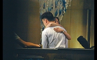 有嫁期 拍劇零包袱 36歲姚子羚胸壓25歲小鮮肉