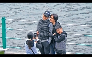 《果欄》奸囝 回歸Family man 吳家樂變暖男 湊仔女坐艇開餐