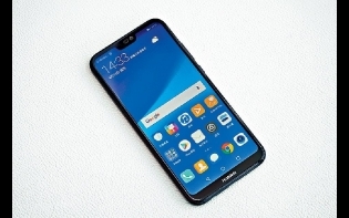 全熒幕入門新Phone潮