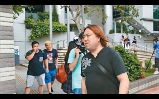 非法載客取酬 的士業指判罰輕 28 UBER司機 全罪成釘牌罰款