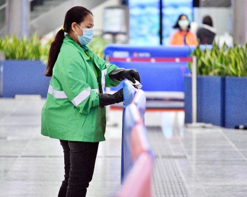 【武漢肺炎】港鐵:加強車站清潔消毒 員工當值期間須配戴口罩
