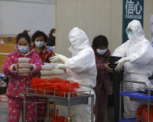 內地7.7萬人確診 逾2500人死亡