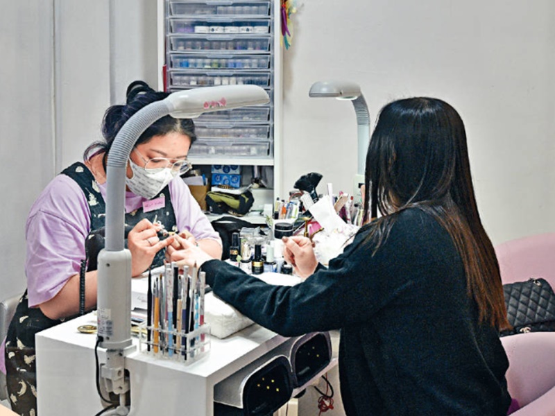 美甲室 移師家中違停業令鋌而走險 頭條日報