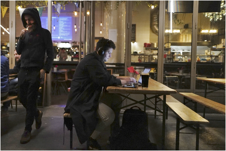 歐洲疫情持續反彈法國荷蘭限制酒吧營業時間| 頭條日報