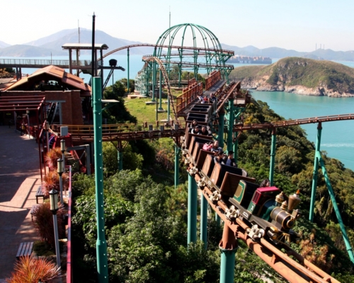 海洋公園三機動遊戲9月退役  越礦飛車、跳樓機及滑浪飛船玩到8月底