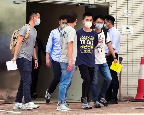 「光城者」案金主為管理層 國安處押解疑犯赴浸大國際學院調查