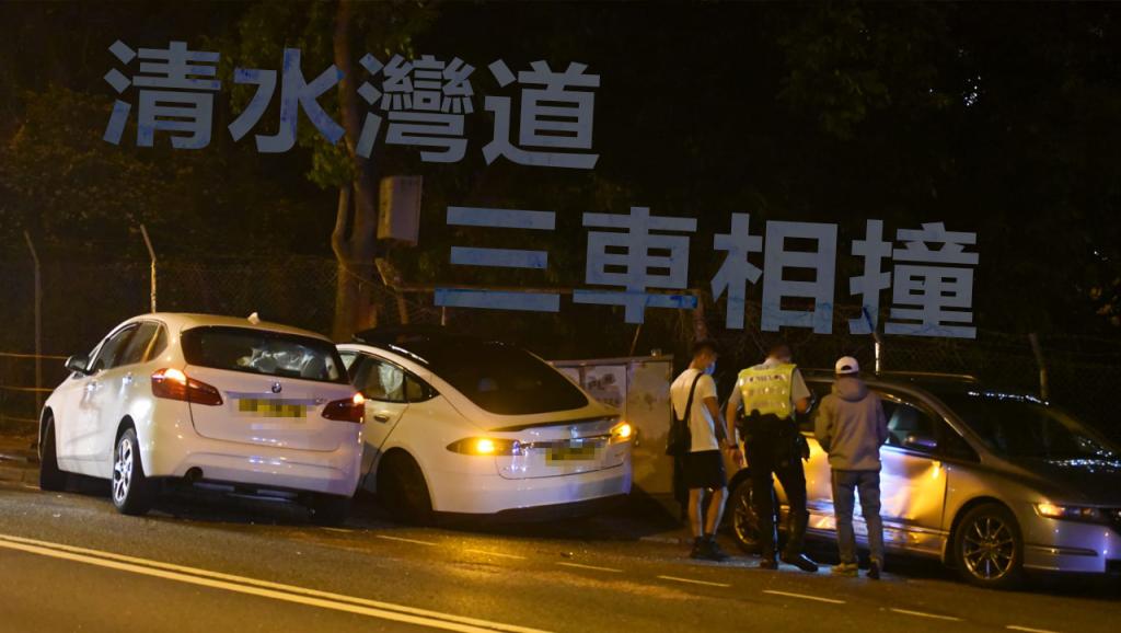 清水灣道三車相撞兩男輕傷送院 頭條日報