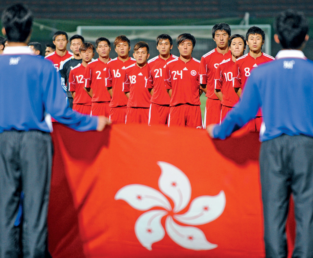 ﻿■香港足球歷史有輝煌、有黑暗，祝願很快揭開光明一頁！p/　　