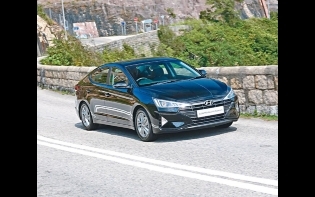 豪版首選 新Elantra 設備超班
