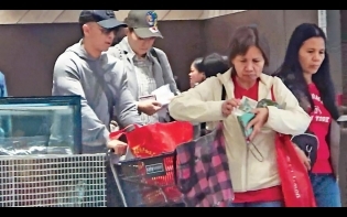 宇宙最強「收山」唔拍功夫片 甄子丹行超市 樂做老婆阿四