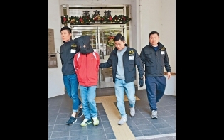 25賣家損失近190萬元 假闊佬網購呃走名錶鑽石