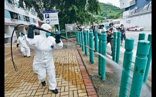 兩同事曾發病 社區恐藏傳播鏈 葵涌貨倉爆疫 女工確診危殆