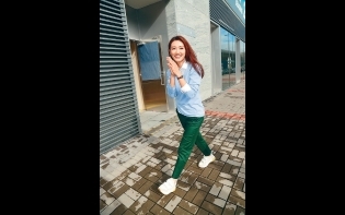回憶去年求婚一刻好震撼 張寶兒蜜認 與袁偉豪同居