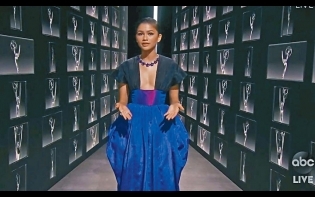 疫下頒獎禮 紙板觀眾撐場 24歲Zendaya《毒癮》爆冷 榮膺最年輕艾美視后