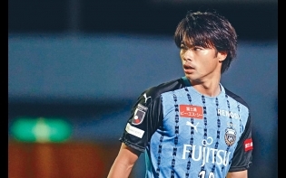 前鋒新王亮刀 水手坐以待斃