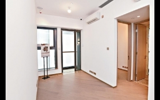 VAU Residence入場費499萬