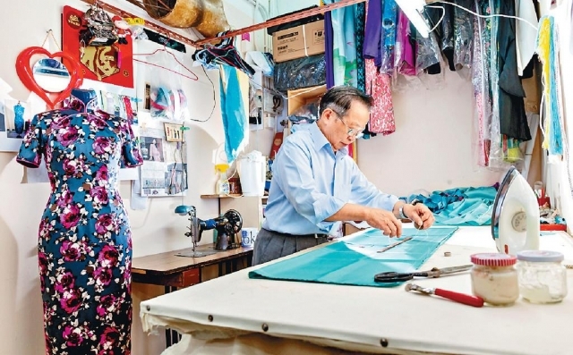 ■港式長衫製作技藝同埋天后誕，都係香港文化中嘅重要範疇。
