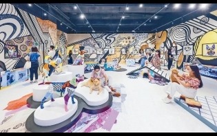 商界講呢啲——帶狗狗去睇藝術展