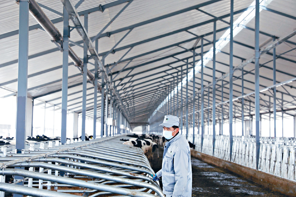 ■優然牧業是中國第一間營收突破百億元人民幣的牧業企業。