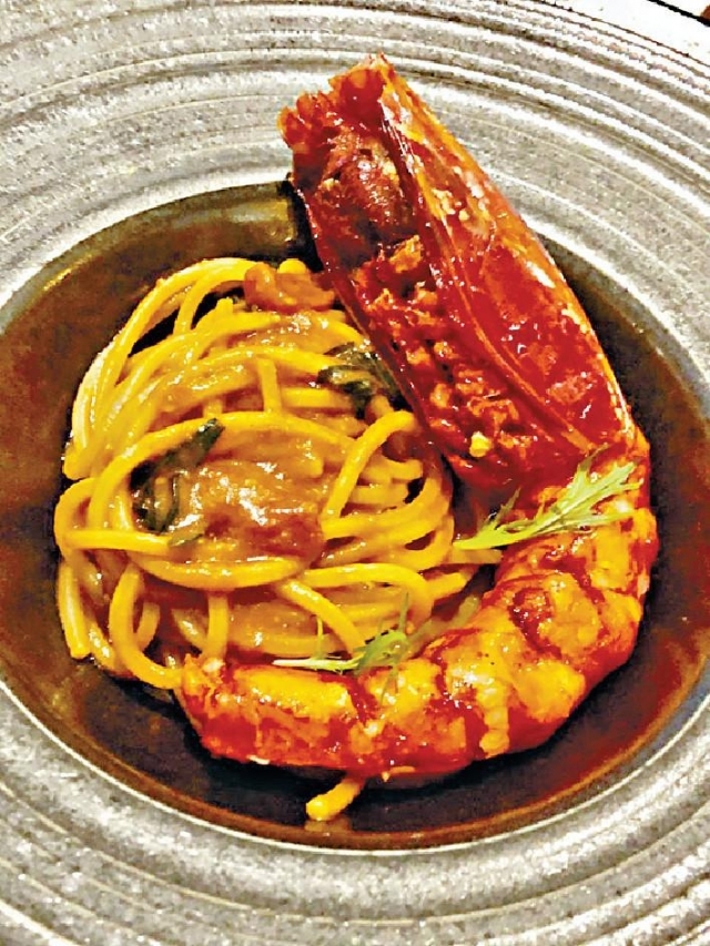 ■「Giacomo」的紅蝦麵