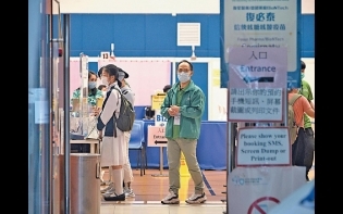 專家倡12至17歲少年 打一針復必泰