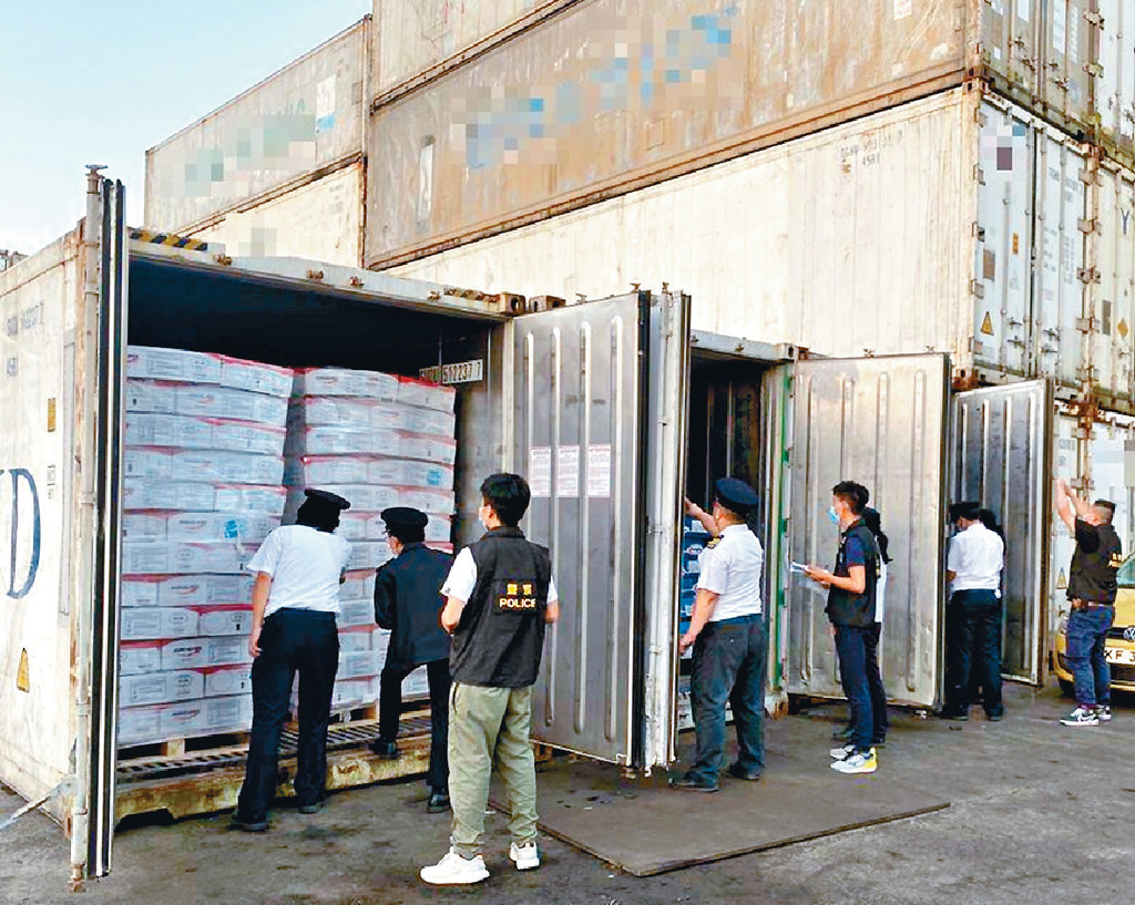 全方位打擊私梟斬斷陸上供應鏈警搗走私大貨場檢五億凍肉 頭條日報