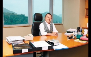 仔女勸唔好做 節目唔可以教壞細路 曾志偉誓將TVB山頭 夾埋變堡壘