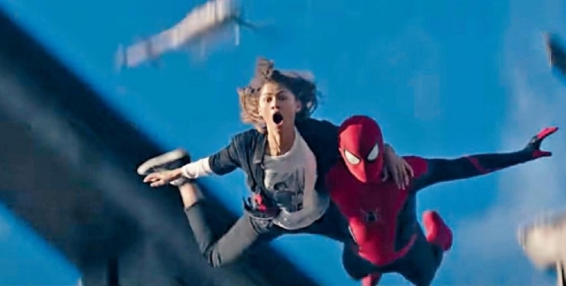 ■《蜘蛛俠：不戰無歸》公開新預告片，長達三分鐘。
