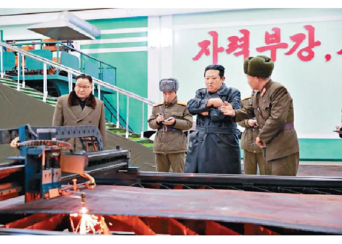 ■北韓官媒朝中社昨早證實，本周曾舉行二次導彈測試，而北韓領袖金正恩據報參觀了一家「生產主要武器系統」的兵工廠，而未有在場指導。